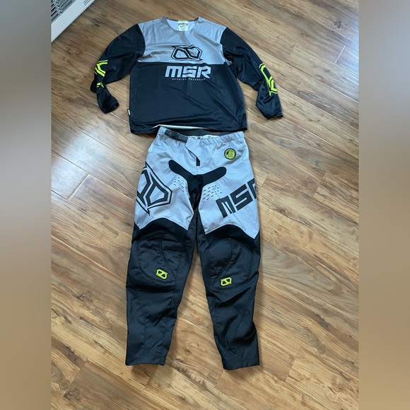 Boys MSR Dirt Bike Shirt and Pants - Picture 1 of 5